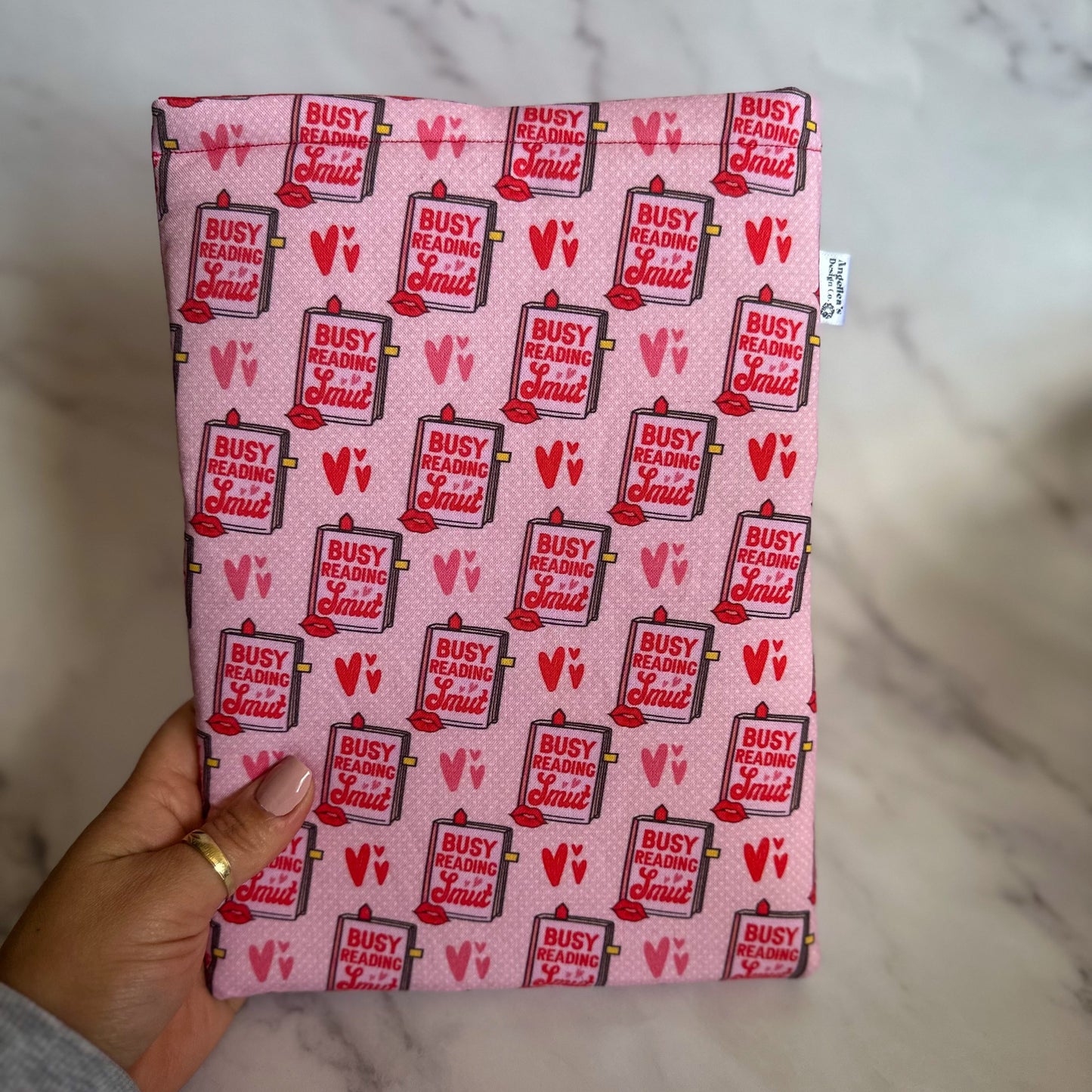 BUSY READING SMUT book sleeve