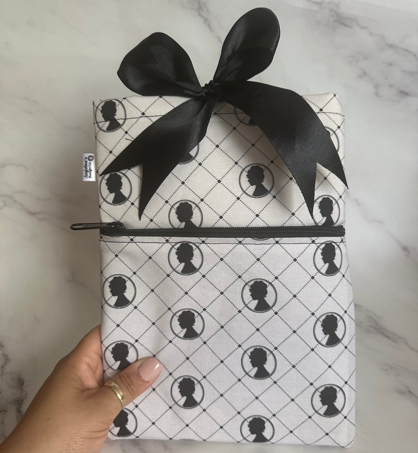 LADY WHISTLEDOWN book sleeve