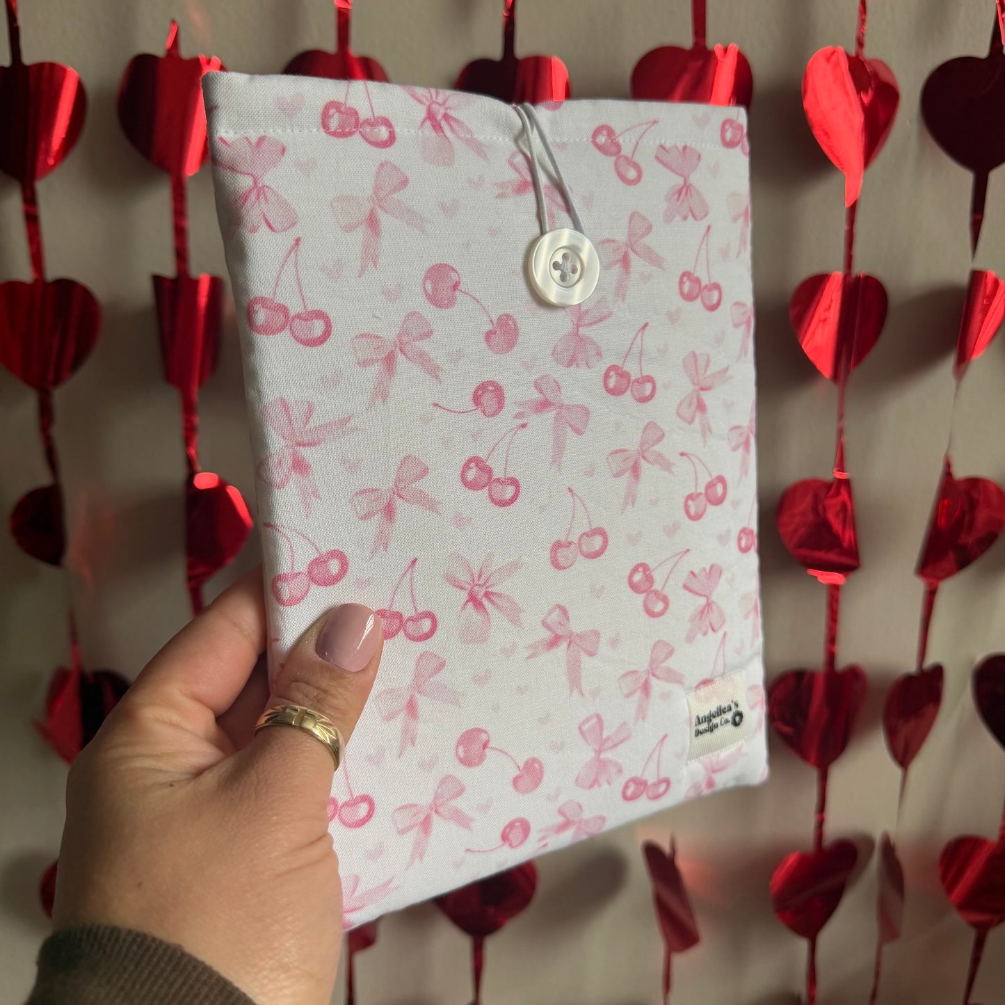 PRETTY IN PINK booksleeve