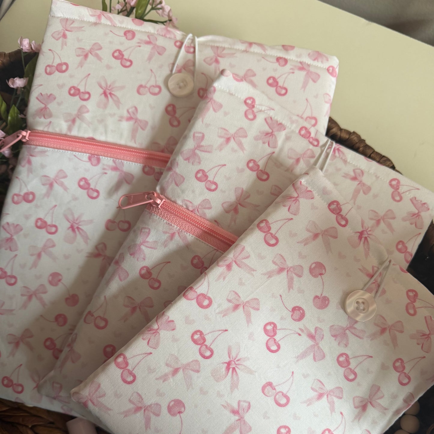 PRETTY IN PINK booksleeve