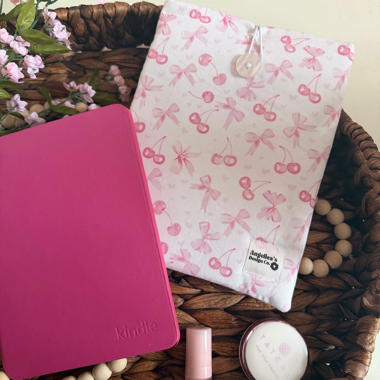 PRETTY IN PINK booksleeve