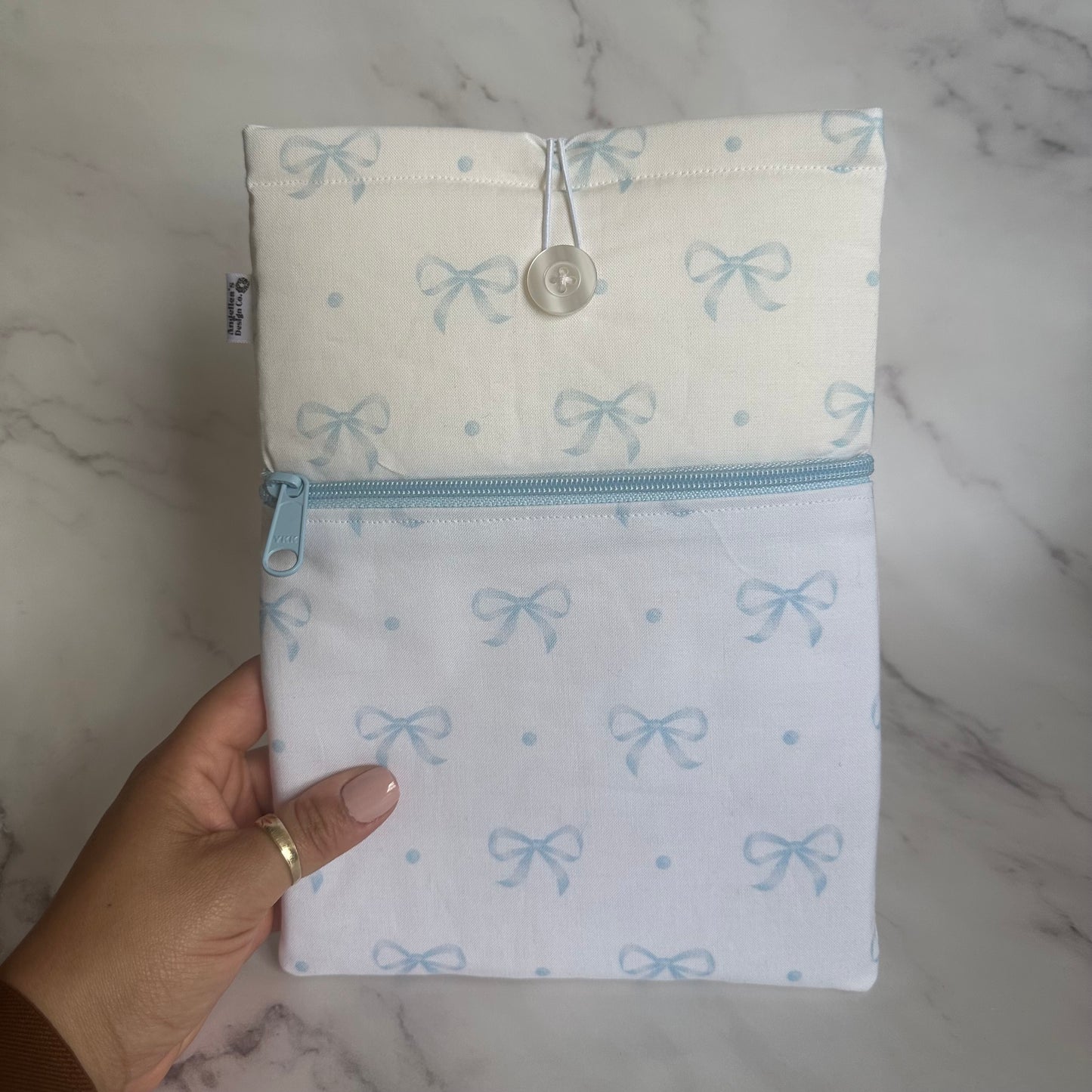 BABY BLUE BOWS book sleeve
