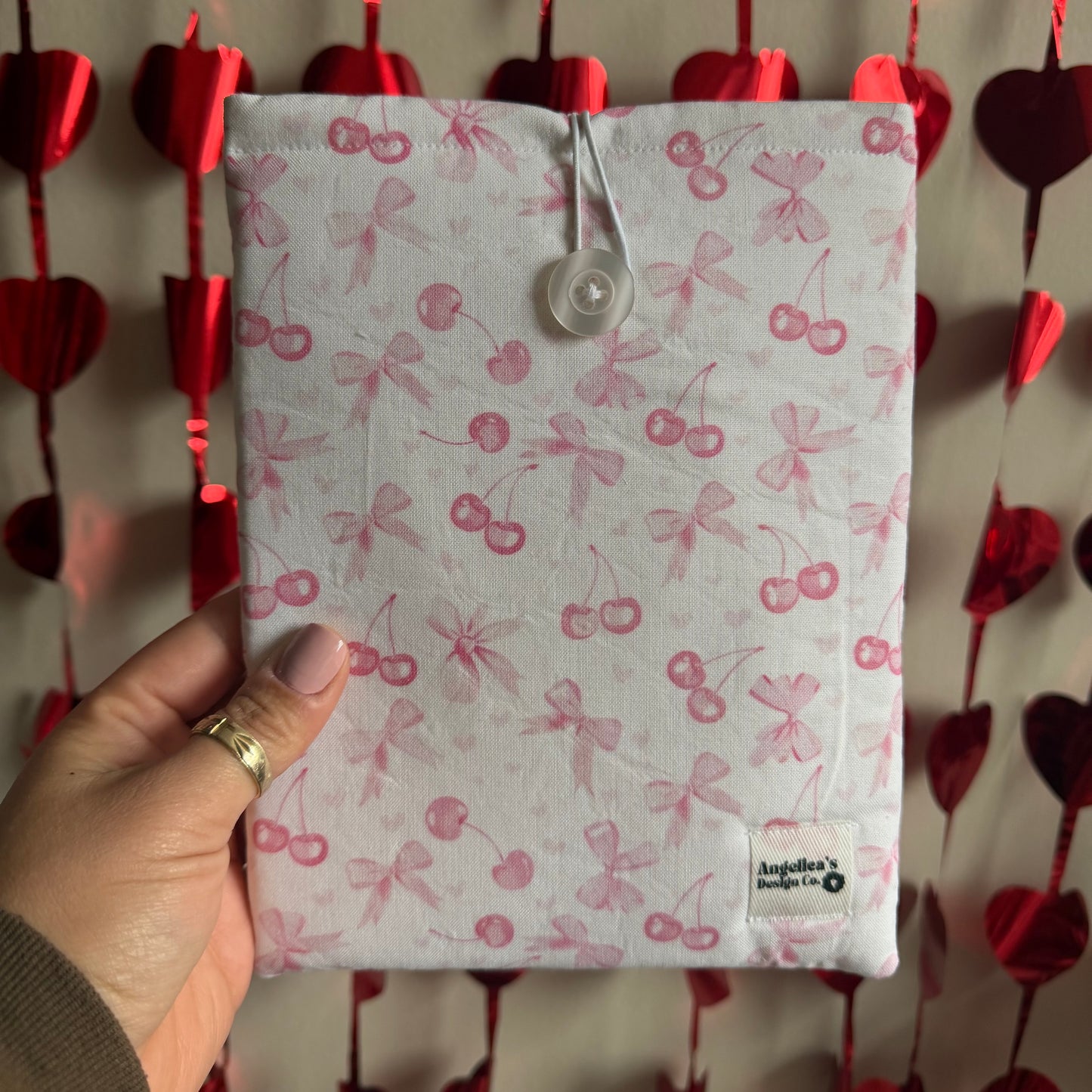PRETTY IN PINK booksleeve