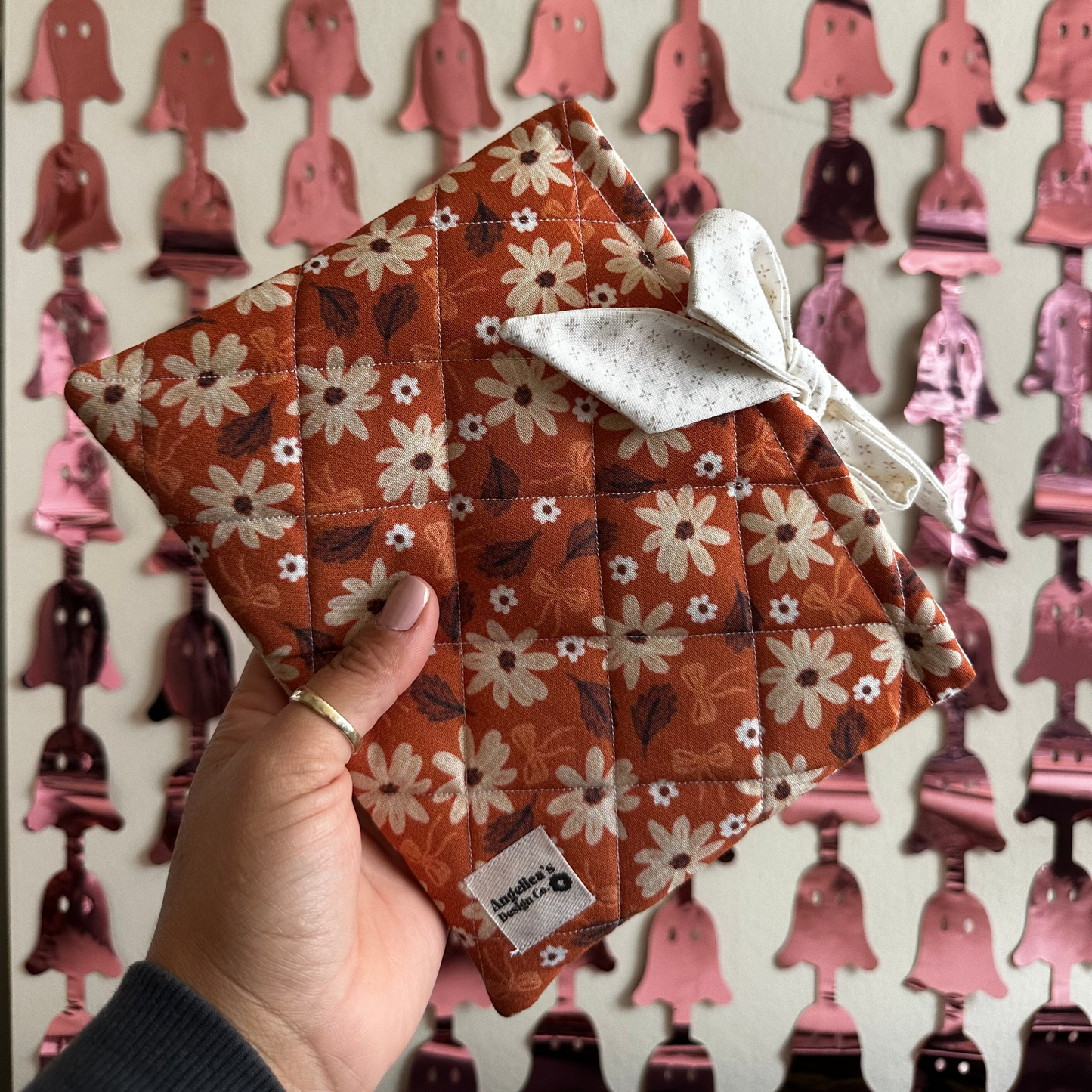 IT'S GIVING AUTUMN quilted booksleeve
