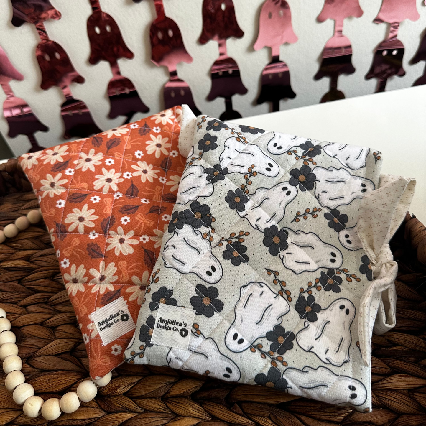 GHOSTIE VIBES quilted booksleeve