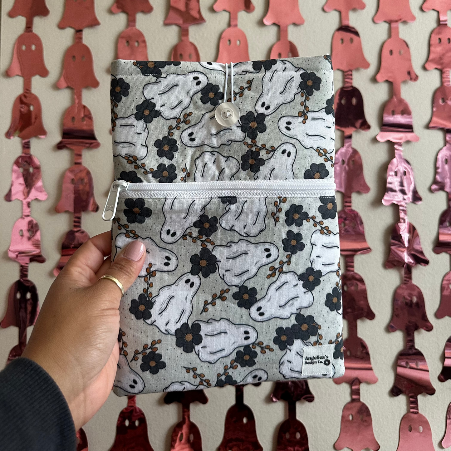 GHOSTIE VIBES booksleeve